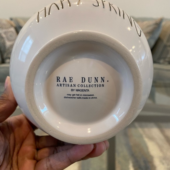 Set of 2 Rae Dunn Happy Spring Bowls - Picture 2 of 3